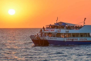 Beach Hopping Sunset Cruise incl. Drinks in Ibiza