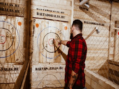 Axe Throwing in Budapest