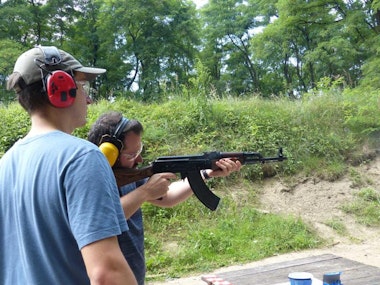 Shooting incl. Return Transfers (22 Bullets) in Krakow