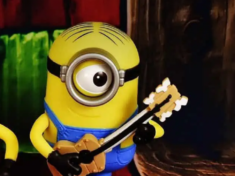Minion Bar Crawl