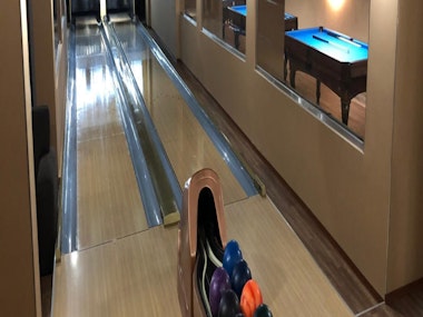 Bar Games incl. Unlimited Beer & Wine in Budapest