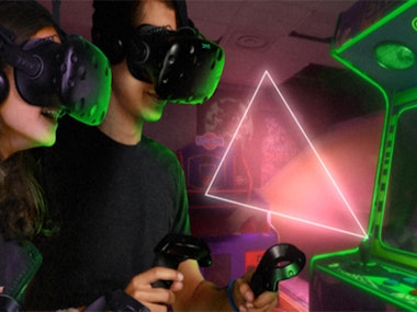 Virtual Reality Game & Open Bar in Brussels