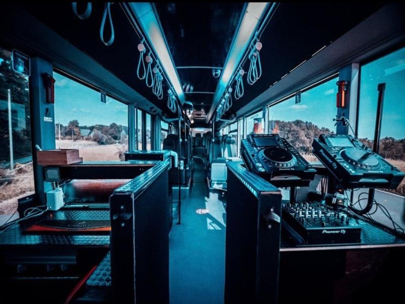 XXL Party Bus incl. Stripper