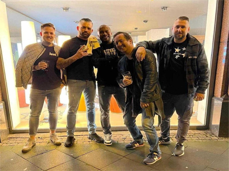 Bar Crawl Incl. Beers
