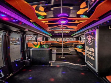 Black Mamba Party Bus in Berlin