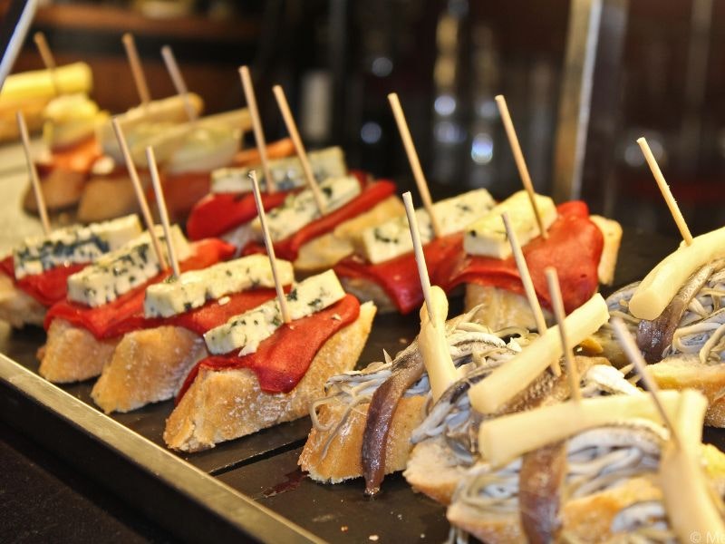 Beer tasting and cheese tapas