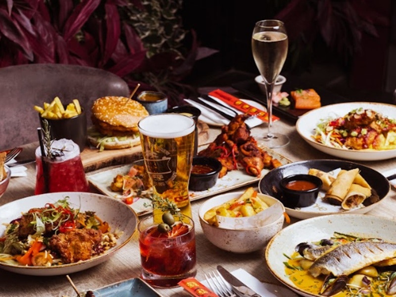 Boozy Bottomless Lunch at Sohe