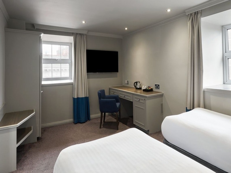 Four Points Flex Nottingham