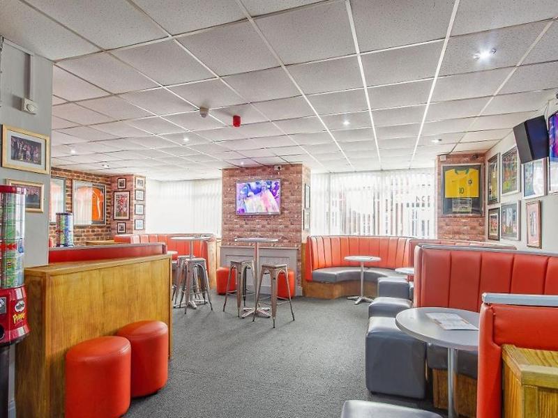 The New Sandringham Court Hotel