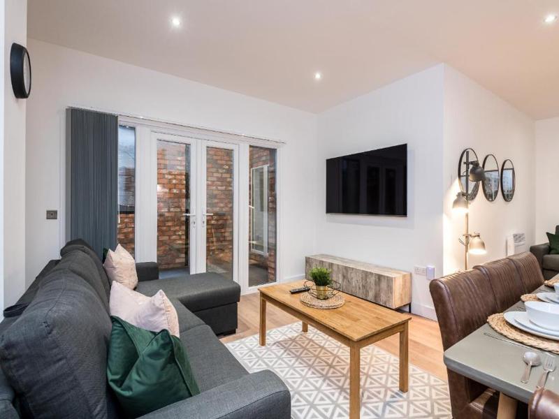 SGT Peppers Mathew Street Apartments