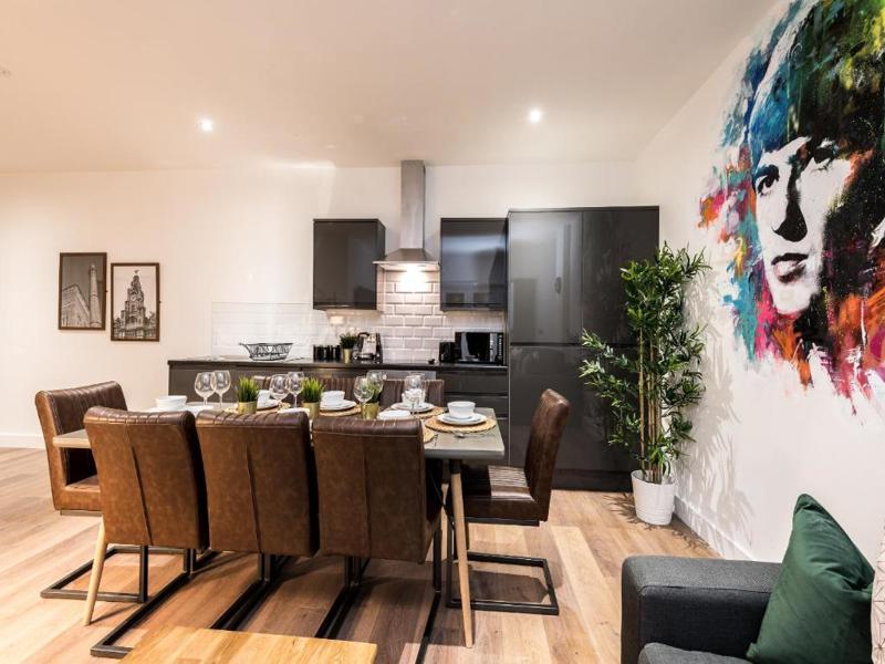 SGT Peppers Mathew Street Apartments