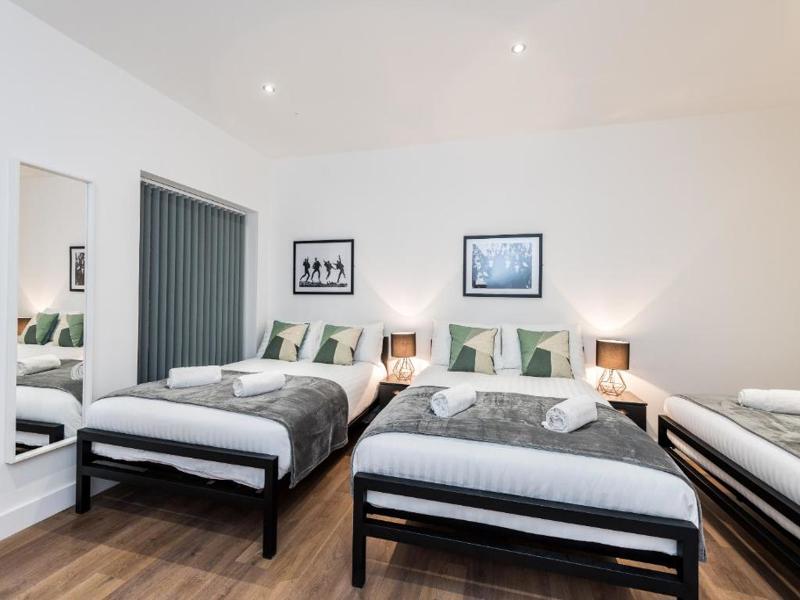 SGT Peppers Mathew Street Apartments