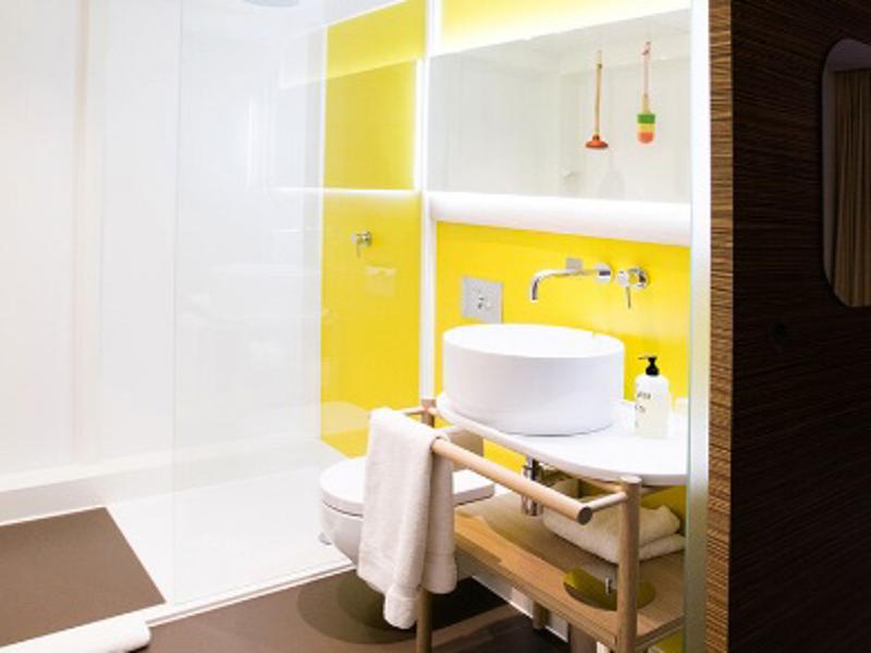 The Corner Hotel London City