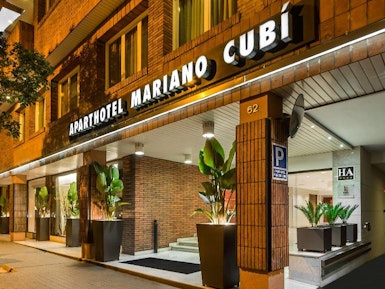 Aparthotel Mariano Cubi