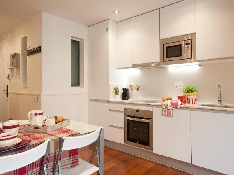 EnjoyBcn Gaudi Apartments