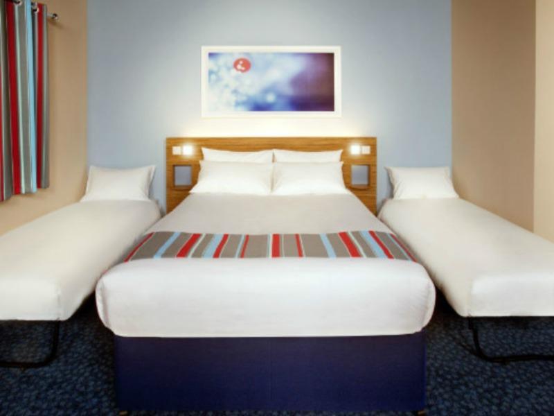 Travelodge Bath Waterside