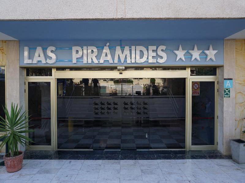 Las Piramides