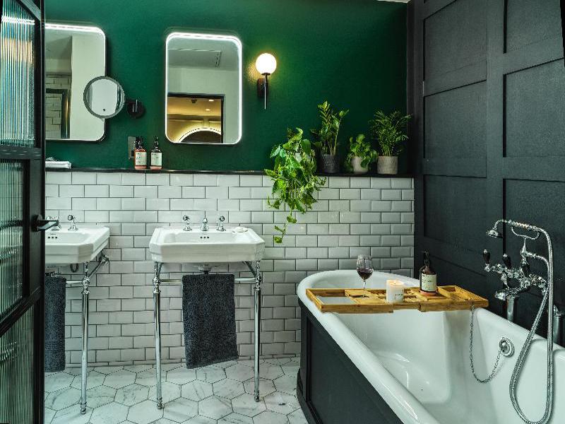 Kimpton Clocktower Hotel