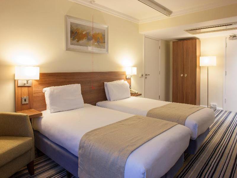 Holiday Inn Brighton Seafront