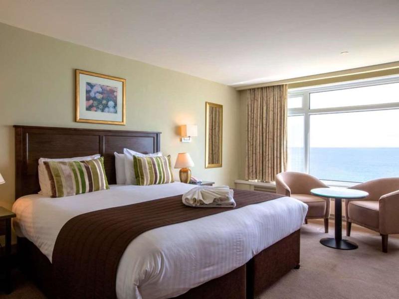 Bournemouth Carlton BW