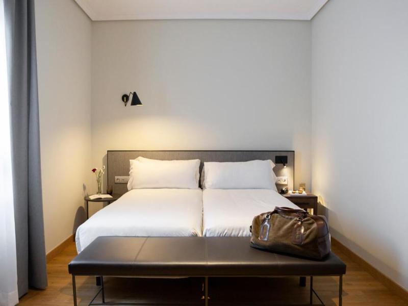 Petit Palace Triball