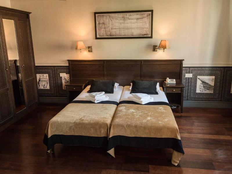 Holland House Residence Old Town