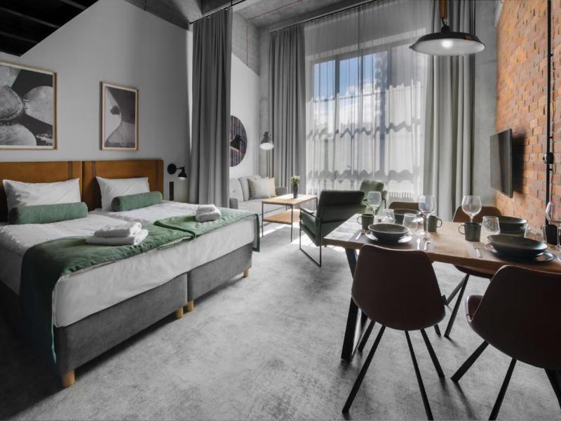 Montownia Lofts & Experience