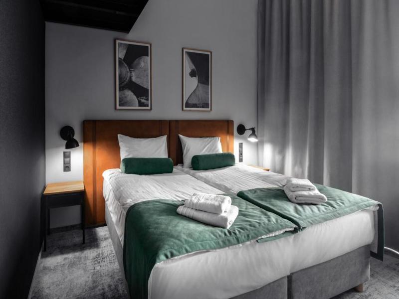 Montownia Lofts & Experience