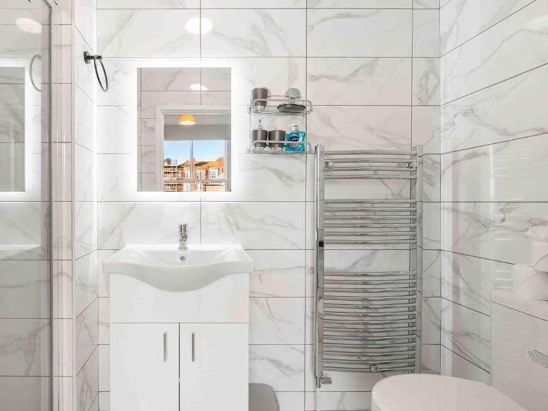 Hove Above Apartment