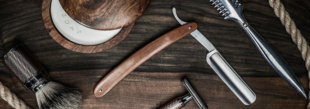 8 must have grooming products for your stag do suitcase